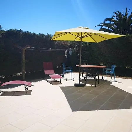 Holiday home Maison Calme Avec Jardin, Proche Plages Et Centre, 2 Chambres, 4 Couchages, Menage Inclus - Fr-1-246a-163